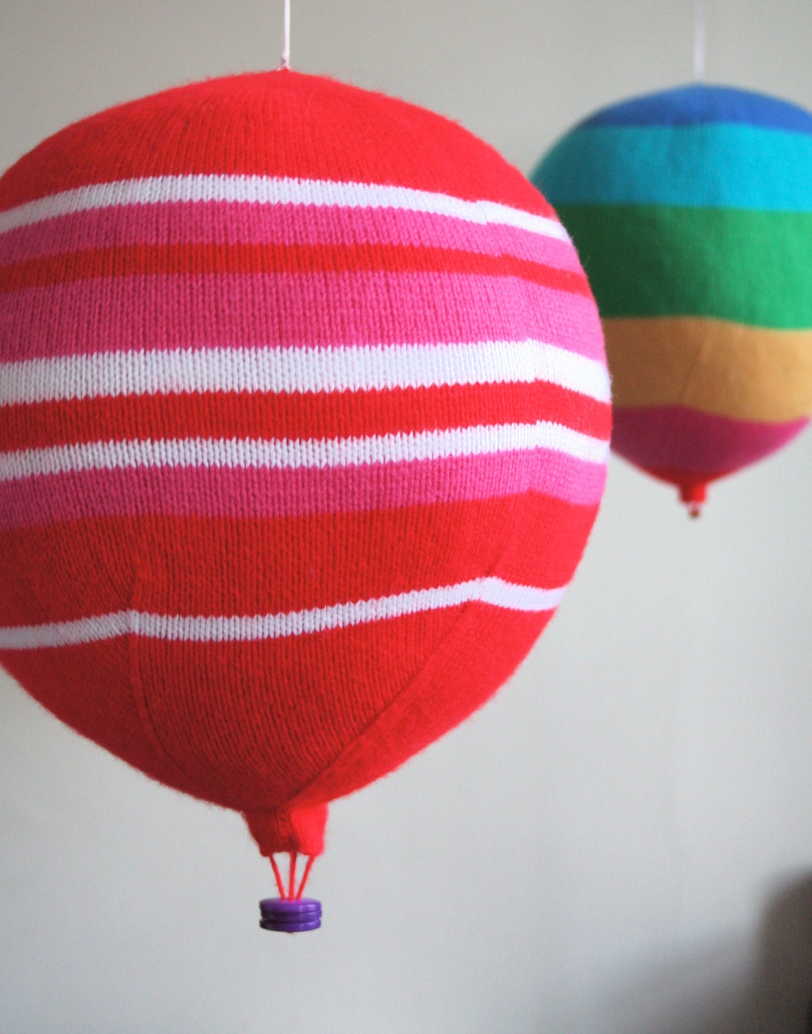Knit your own hot air balloons (pdf knitting pattern)