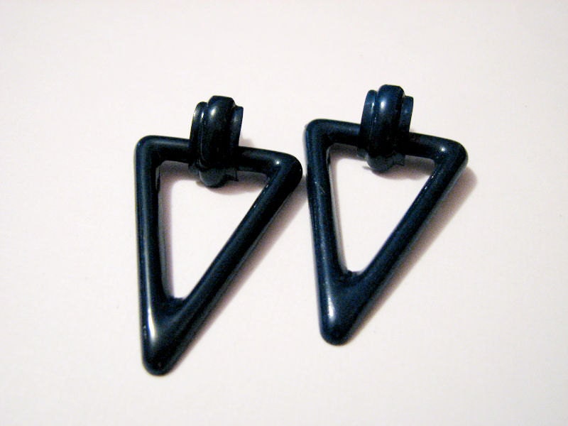 Vintage Navy Blue Triangle Spike Pierced Earrings