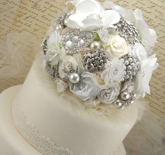 wedding cake brooch wedding cake brooch