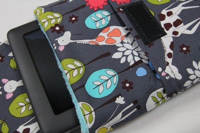 Kindle Case / Kindle Sleeve/ Nook Cover / E-Reader Cover- PADDED Giraffe Garden with Minky and Pocket
