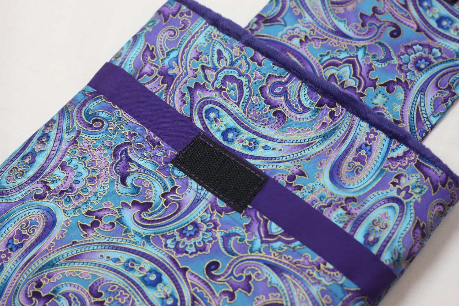 Kindle Case / Kindle Sleeve/ Nook Cover / E-Reader Cover- Padded- Purple Passion Paisley with minky and pocket