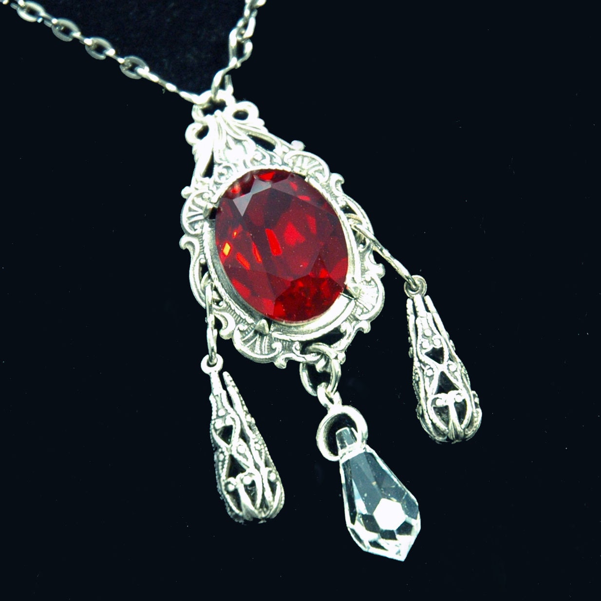 Gothic Jewelry - Necklace - Vampire Queen's Blood Red Necklace - Earthfire Studios