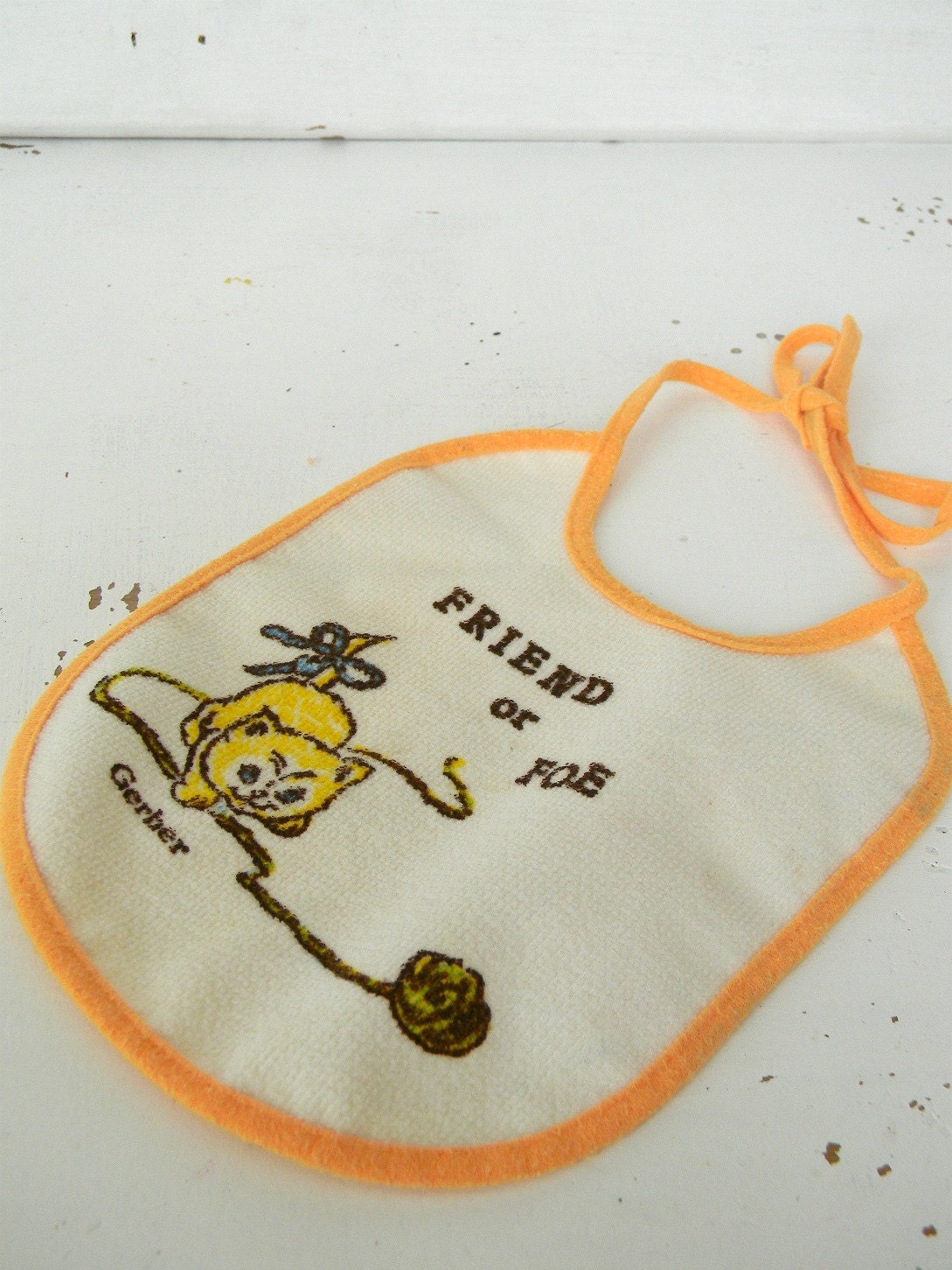 SALE vintage friend or foe gerber bib