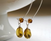Candy earrings in amber gold
