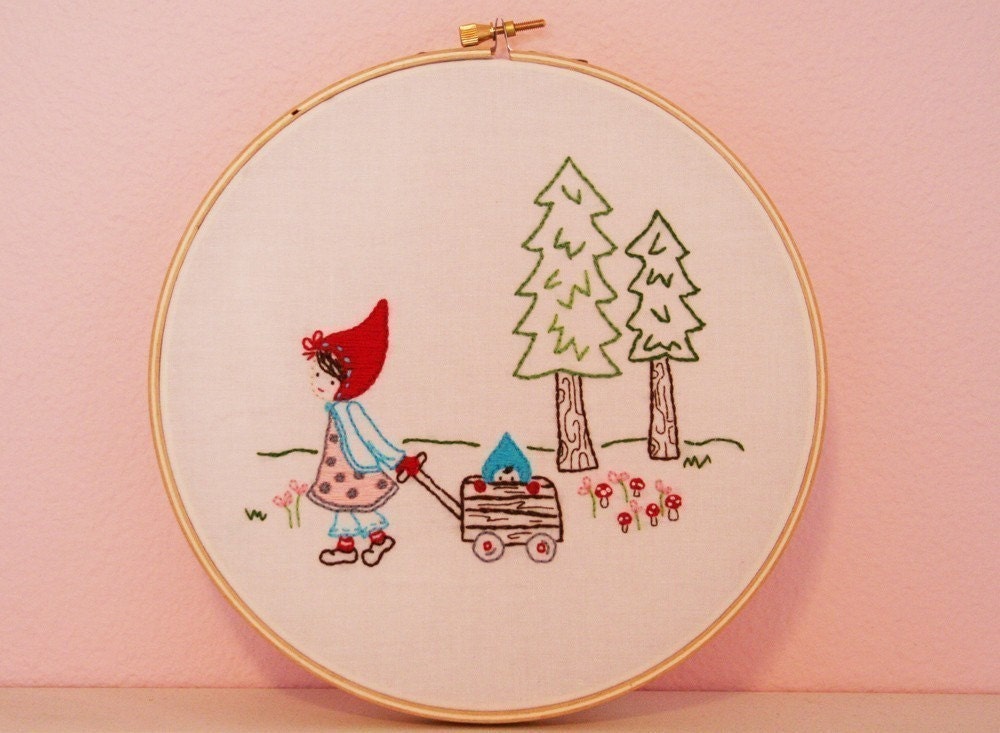 Woodland Walk Embroidery PATTERN