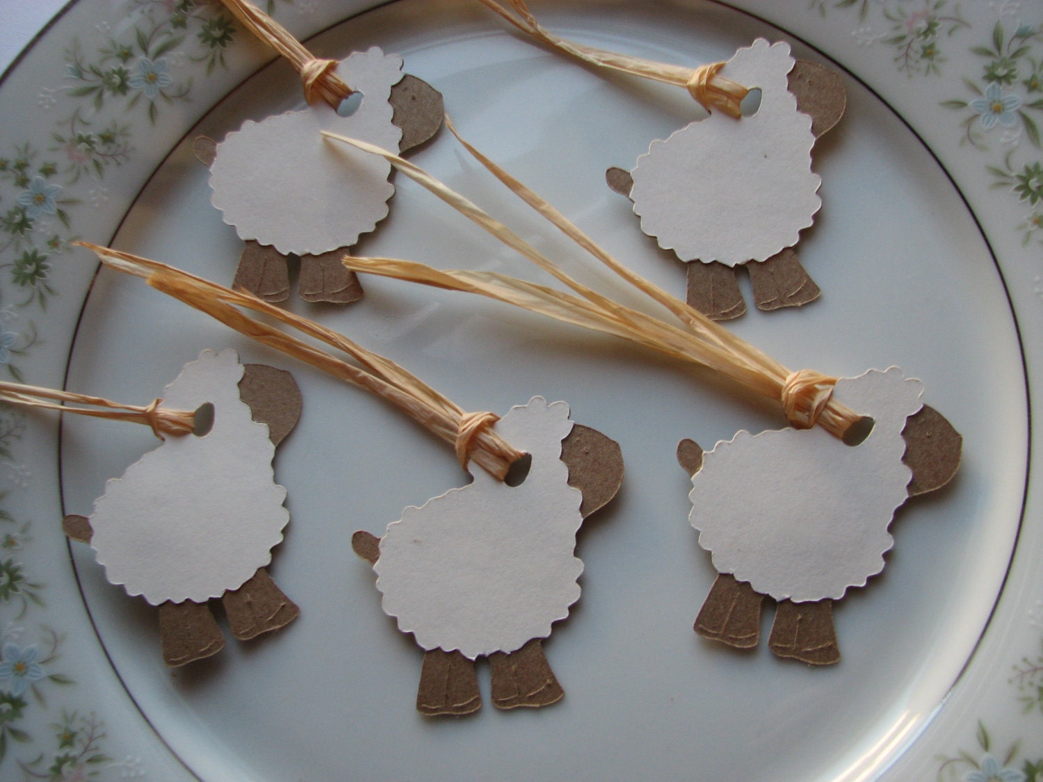 Set of 100, Baby Sheep Gift Tags, Naturally Pretty, Die Cut Embellishment Tag