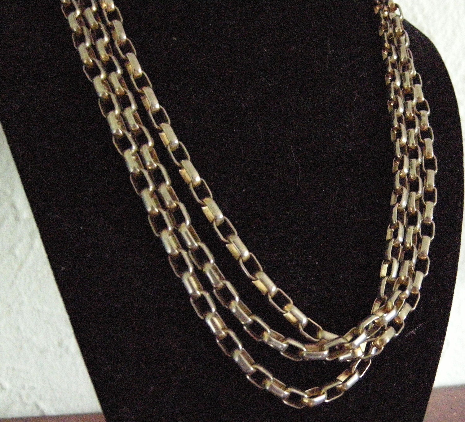 Beautiful Vintage Gold/Silver Tone Long Chain