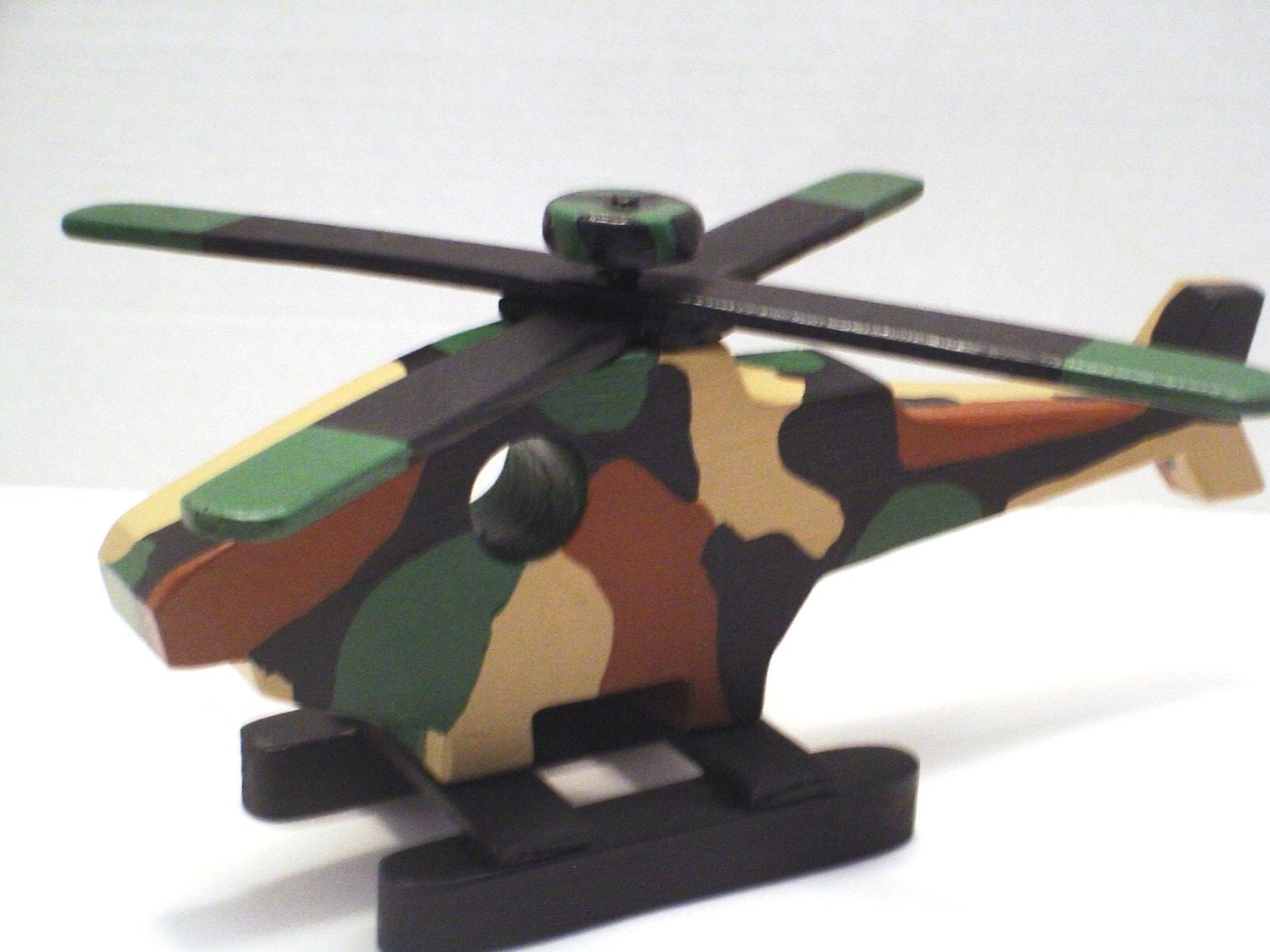 Army Camo Helicopter with Turning Rotor Blade