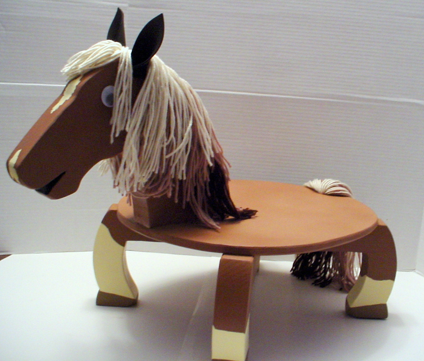 Horse Step Stool - Quarterhorse Philly