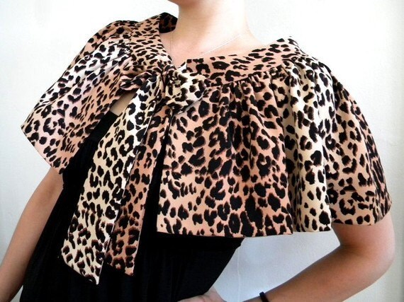 Reproduction Clementine capelet  Custome made
