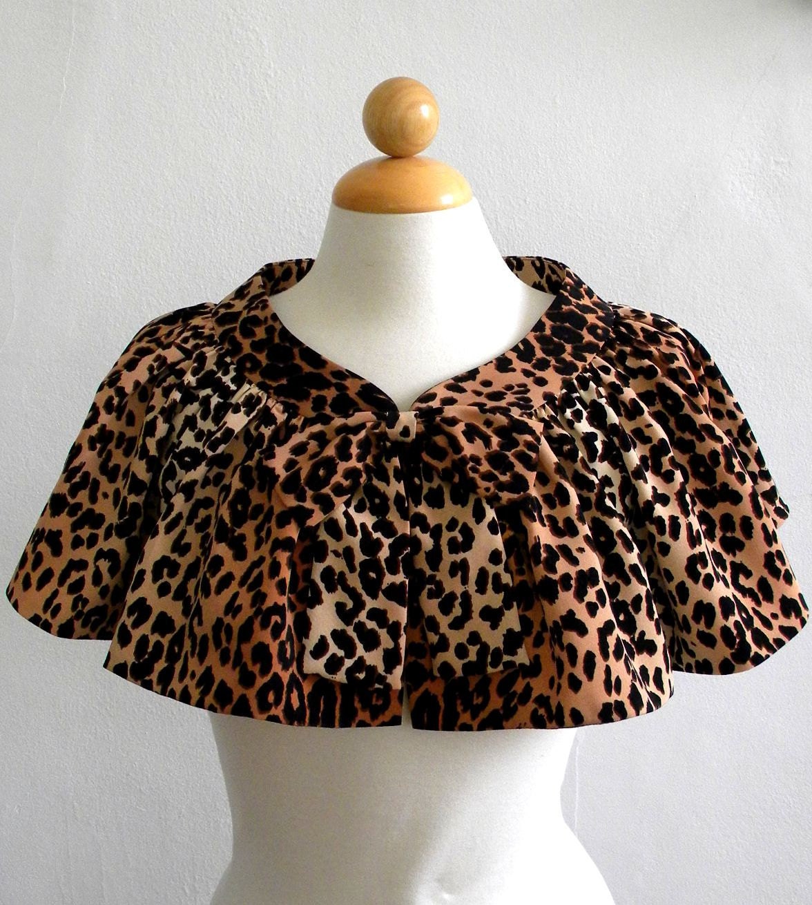 Reproduction Clementine capelet  Custome made
