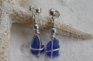 Wrap it up - Cobalt Blue Sea Glass and Sterling Stud Earrings - Liliana Designs