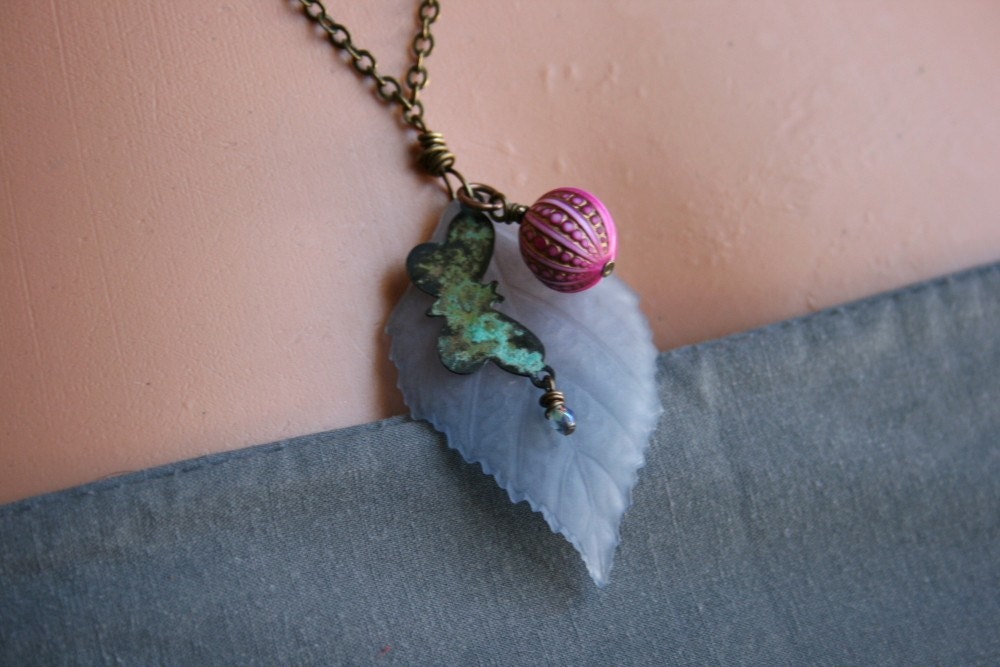 Vintage touches Necklace - BLACK FRIDAY SALE - cyber monday sale - 40 percent off