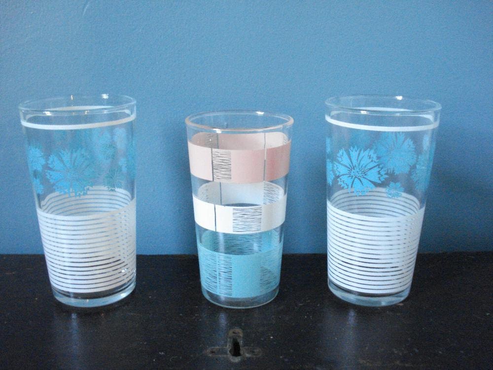 SALE - Set of 3 Vintage Glasses - Teal and White and Pink