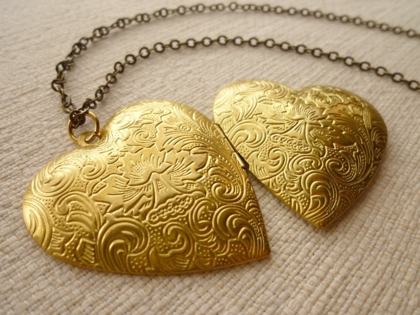 Golden Heart Locket Necklace