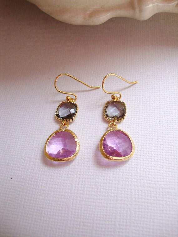 Gorgeous Lavender and Gray Glass Dangle Earrings. Bridal Earrings. Bridesmaid Earrings. Wedding Earrings