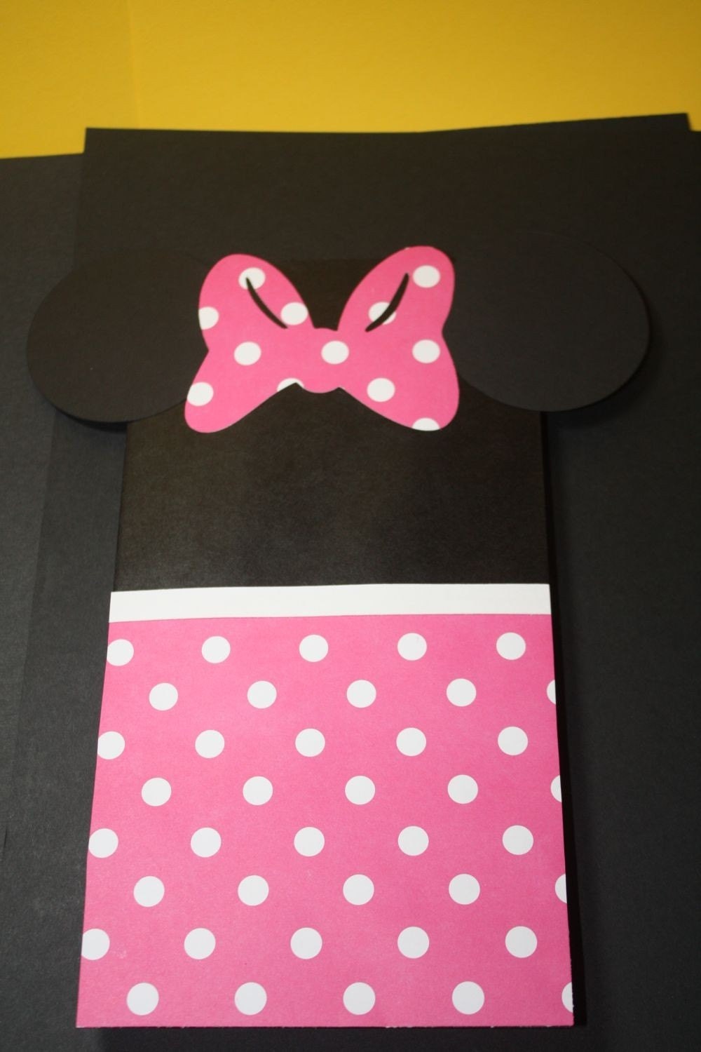 Mickey mouse / Minnie mouse party favor bags set of 8