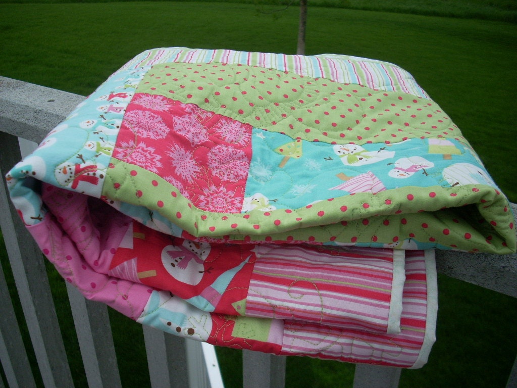 Be Merry Baby quilt - FREE SHIPPING