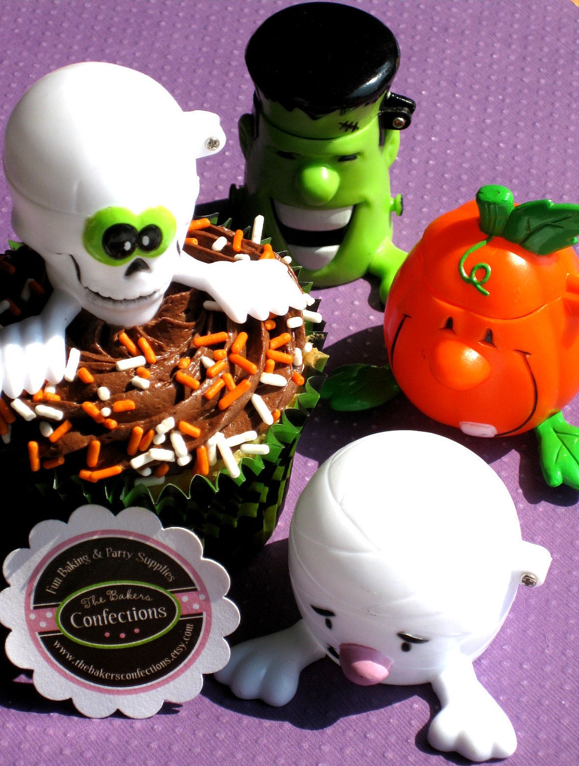 SALE - Halloween Cupcake Topper Favor Boxes - Pumpkin, Mummy, Skull, Frankenstein (set of 4)
