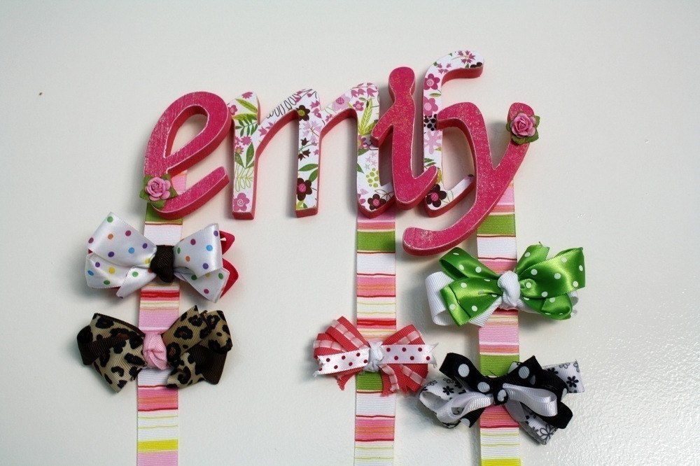 Personalized Wooden Hair Bow Holder- UP TO 6 LETTERS