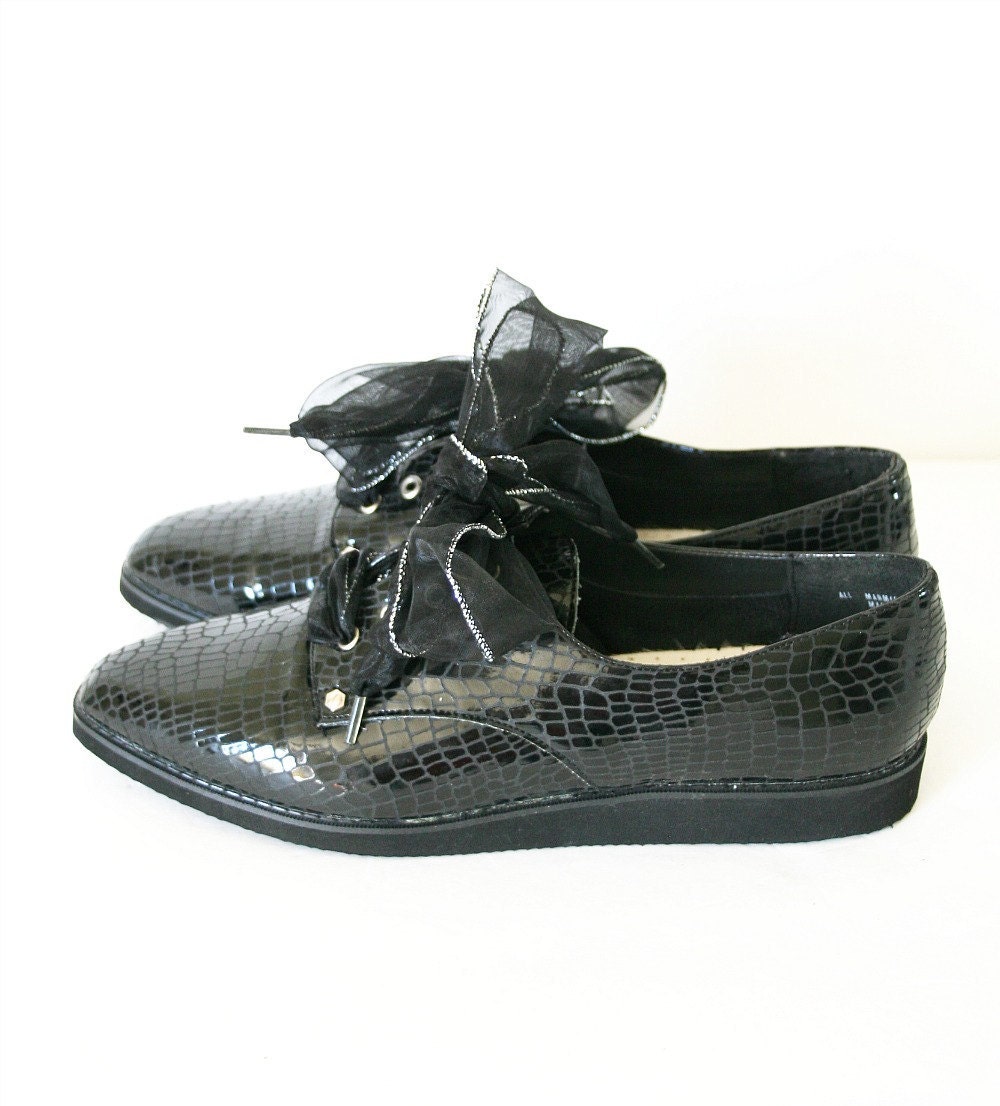 vintage 90s ALLIGATOR patent leather oxfords size 9
