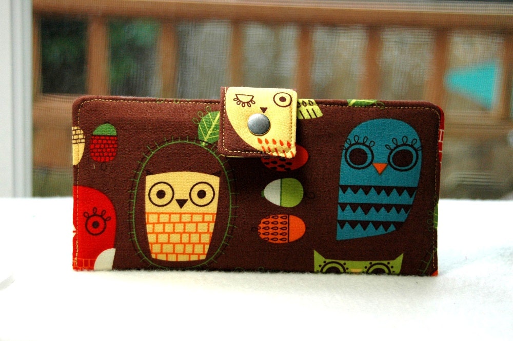 Handmade womens wallet   Bi fold wallet handmade clutch owls retro on brown