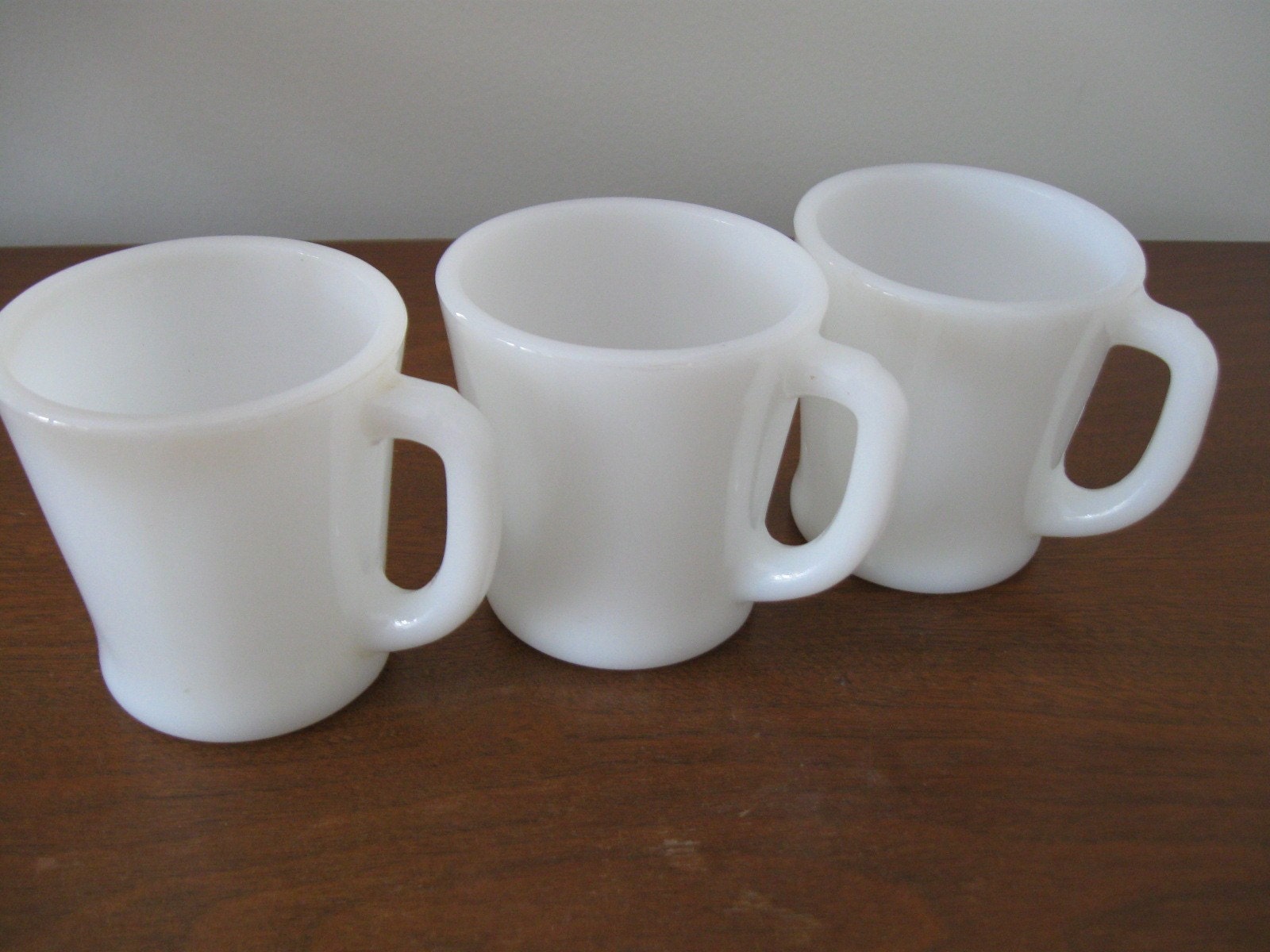 Coffee white by Petuniapie Mug Set Cups White King cups of vintage  Fire Vintage 1950s