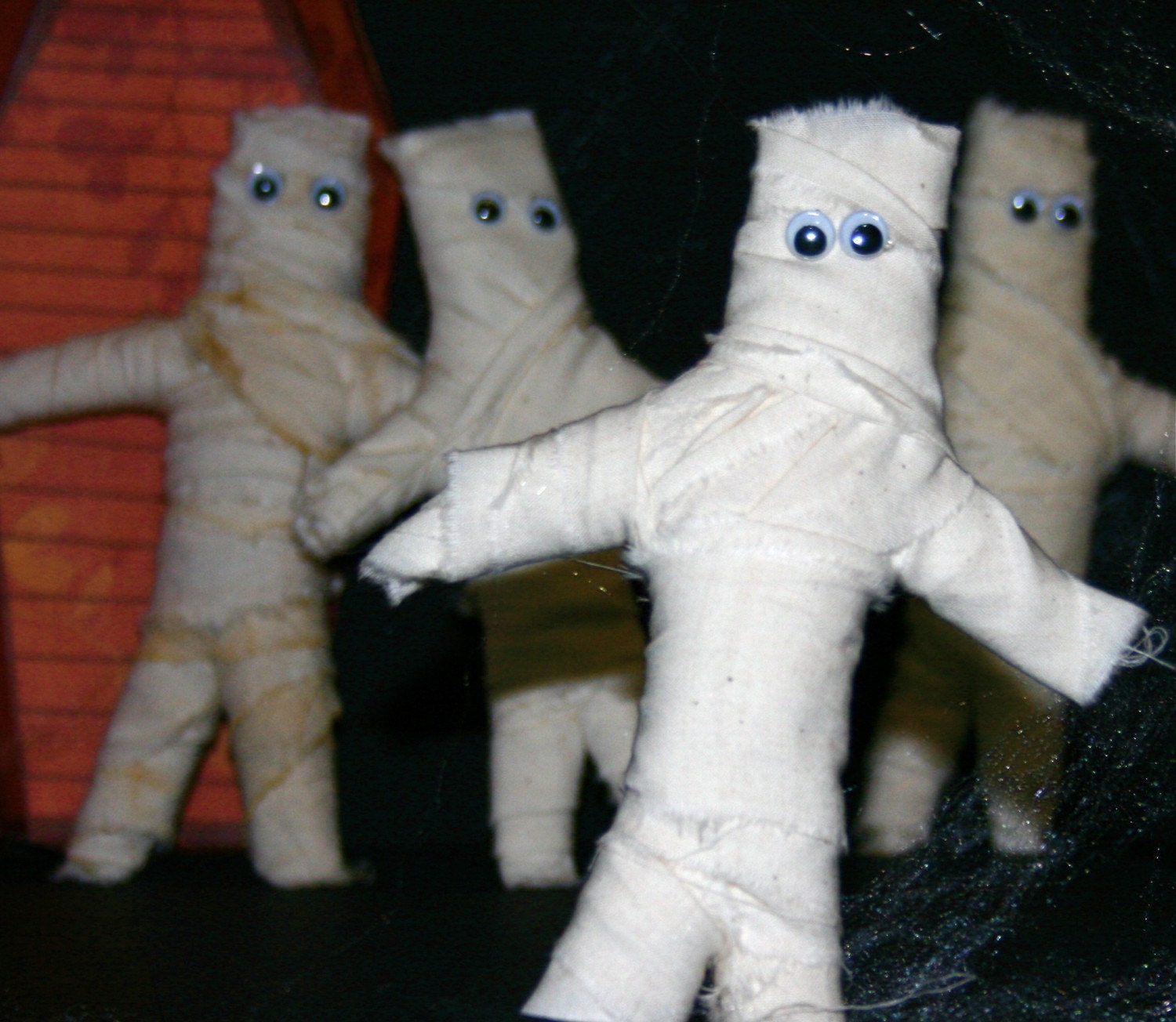 Mini Mummy Party Kit - Makes 10 Mini Mummies