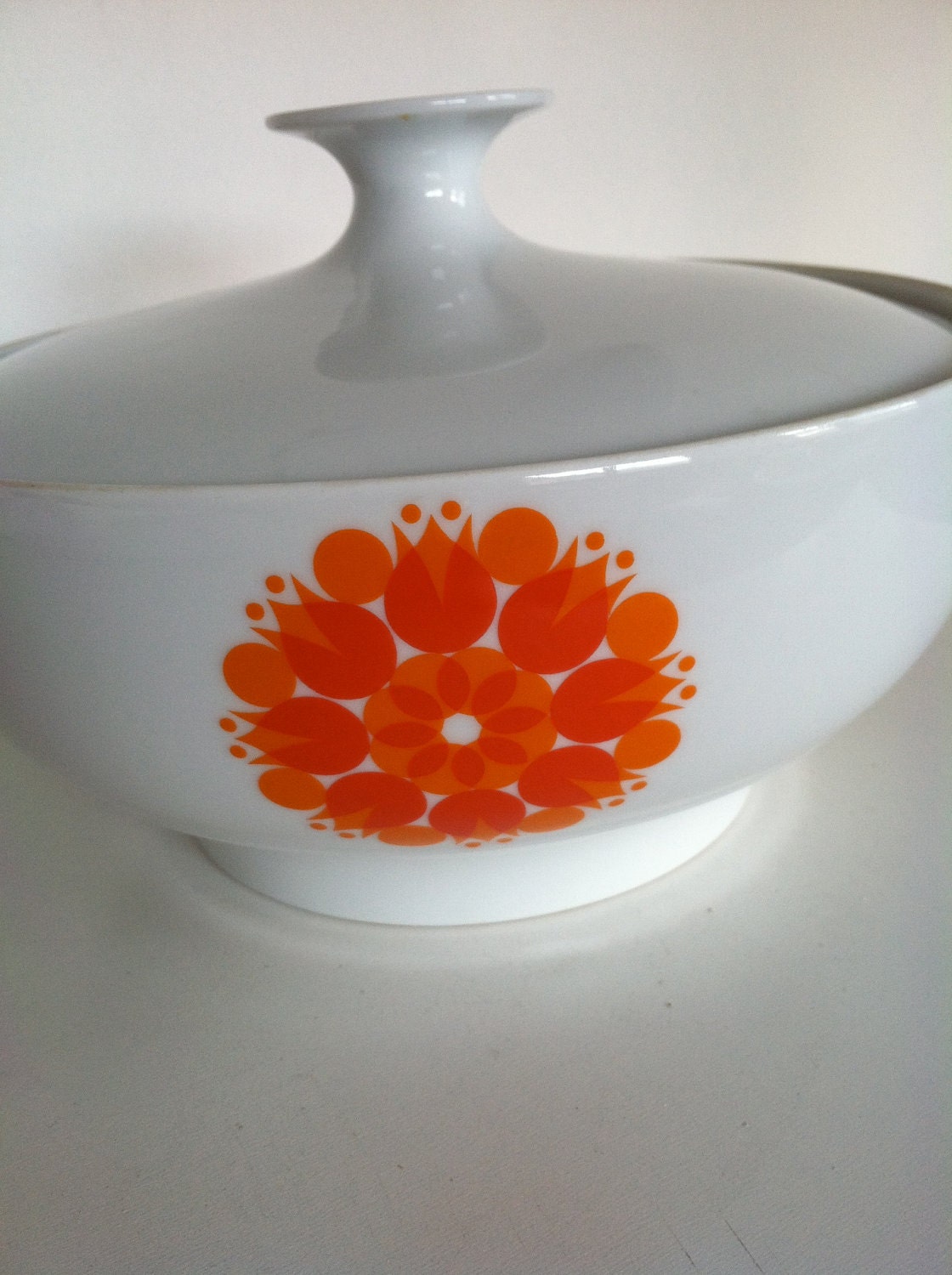 15%off use coupon code Uganda15, Vintage retro ceramic serving dish