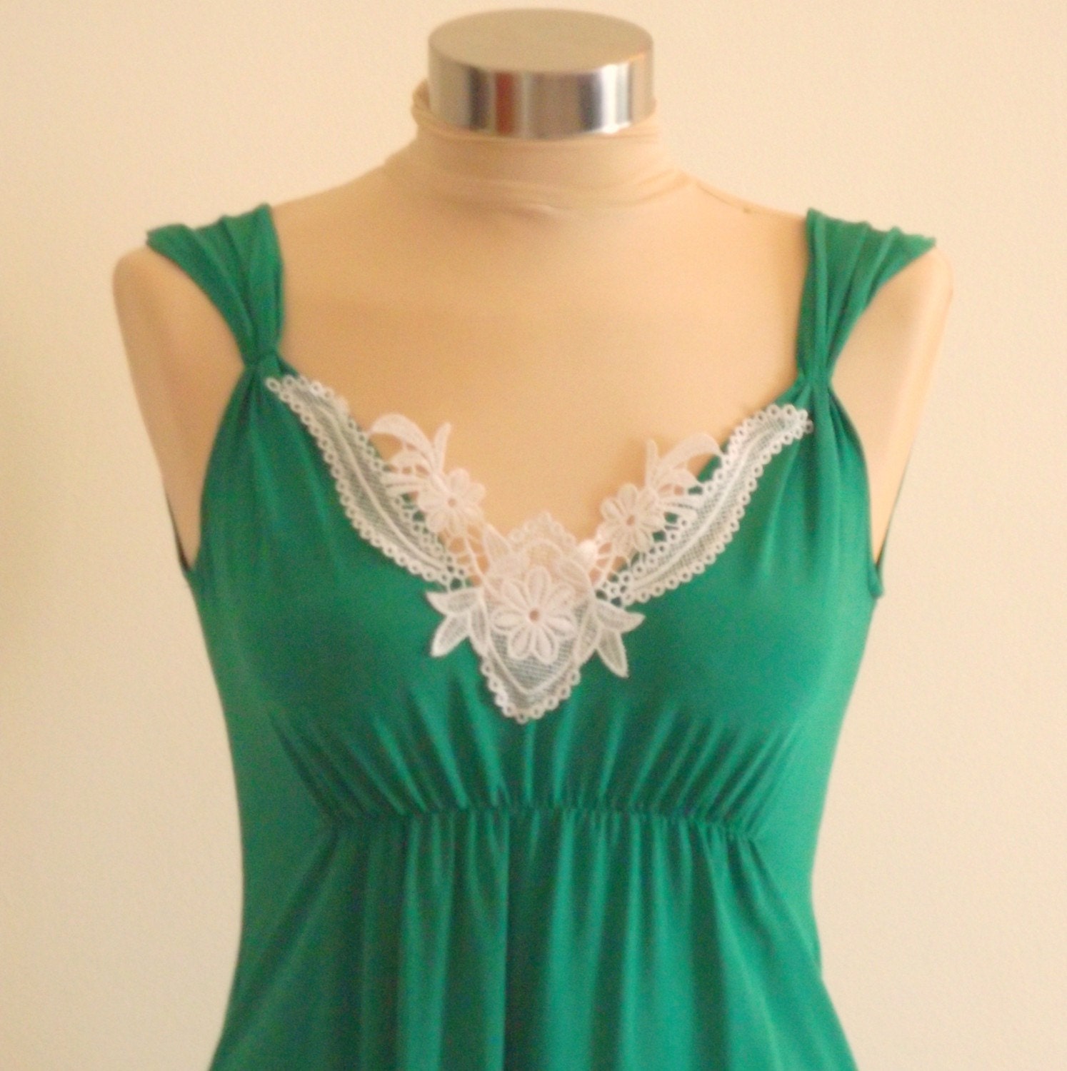 Cocktail Mini Dress with Beautiful White Embroidery - Green