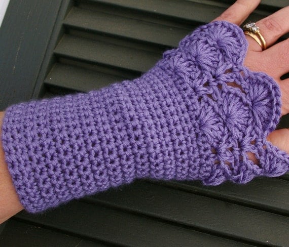 Arm warmers Fingerless Gloves In Lavender African Violet with Peacock Pattern Amethyst
