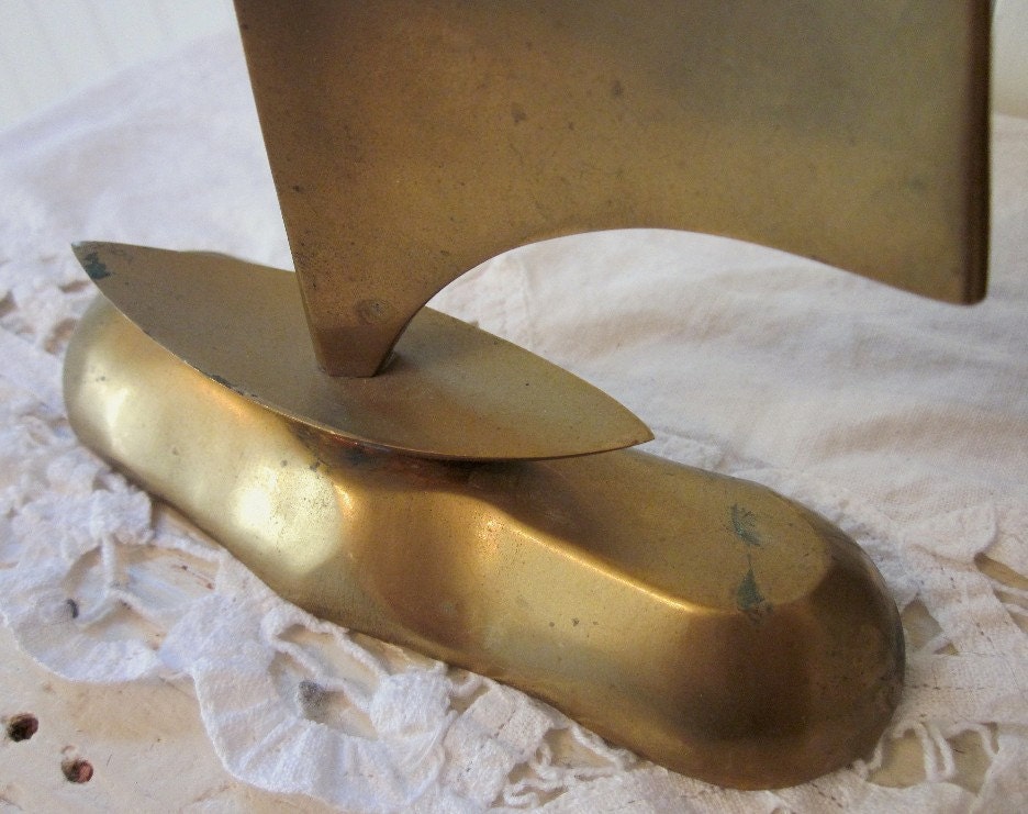 Brass Sailboat, Tall Sunfish Style Boat, vintage charm, beach cottage, lake house, seaside decor, nautical objet d'art