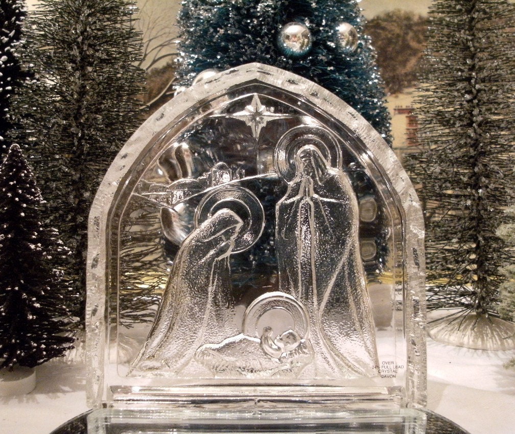 Items similar to vintage AVON Nativity, lead crystal. Bonus 6 clear