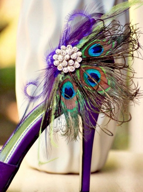 Shoe Clips Peacock Fan Rhinestone / Pearls Center, Couture Bride Bridal Bridesmaid. Feminine Birthday. Rockabilly Statement Luxurious Luxe