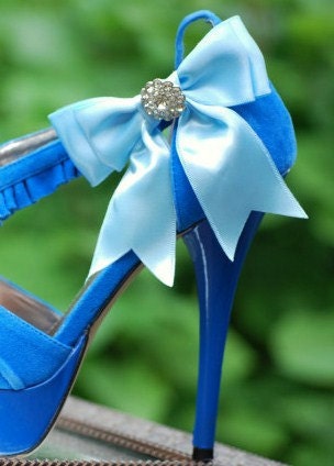 Sparkly Blue / White Bow Shoe Clips. Shiny Rhinestones. Fashionista Night Out Couture, Satin Ribbon More Colors: Sage Pink Red Black
