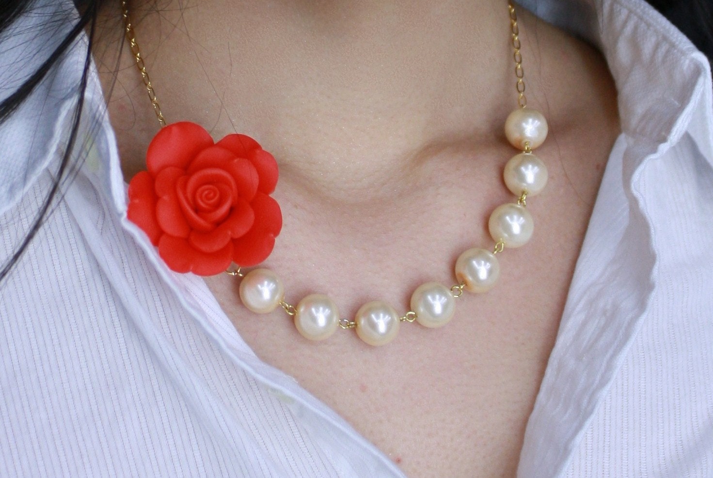 Scarlet Red Rose and Cream Glass Pearl Necklace and Earrings, Bridesmaids necklace jewelry set , Bridal Necklace Jewelry set Mother's day