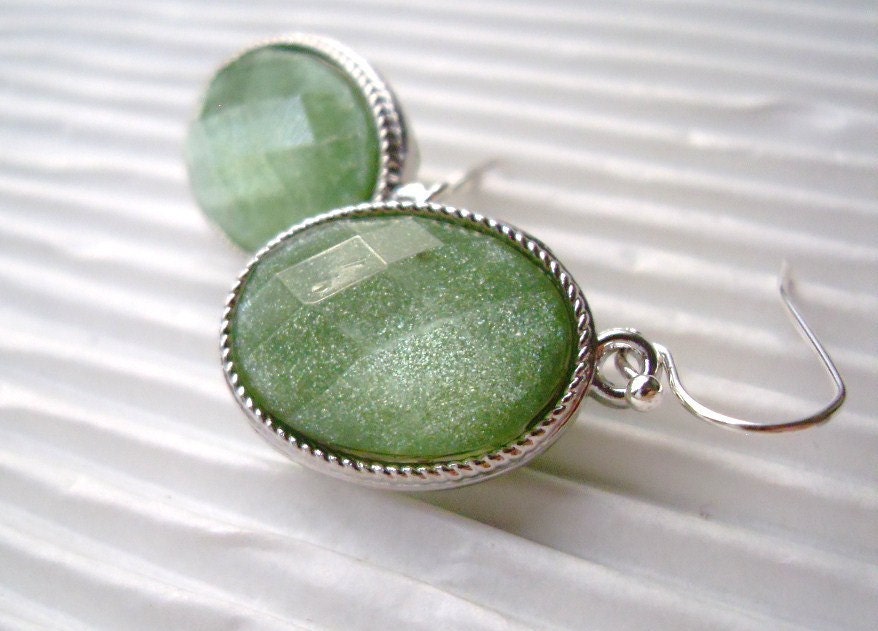 READY TO SHIP Apple Green Earrings, Wedding, Bridesmaids earrings, Glitter, Mint, Silver, Sparkling, Summer Earrings, Gift for teacher