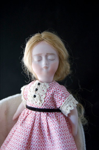 Sleeping myling - dark blonde - middle size