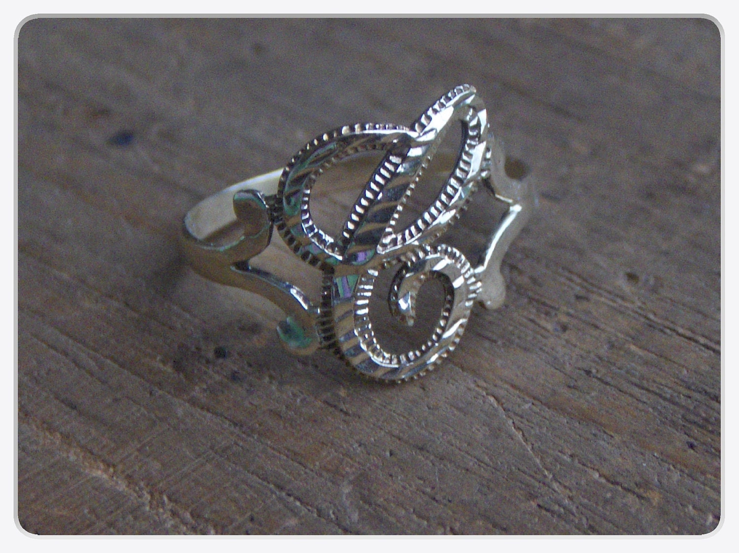 Letter C Initial monogram SOLID 10 K Gold Vintage Estate yellow gold ring Diamond cut Script  size 9.5