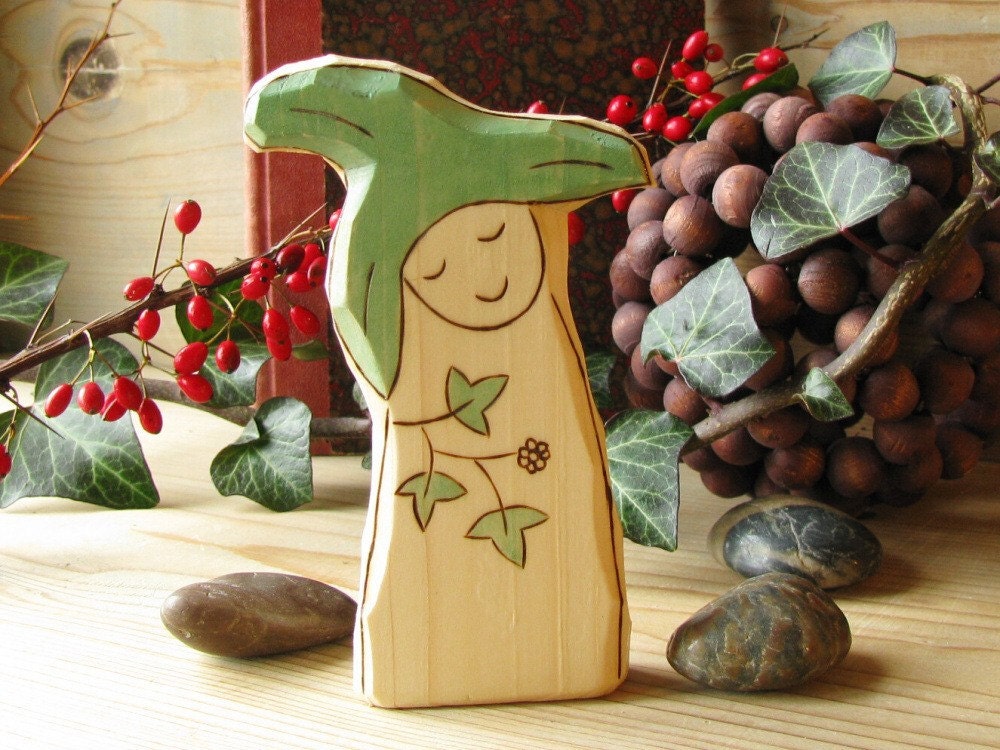 Ivy fairy - Christmas decoration - waldorf toy - winter nature table