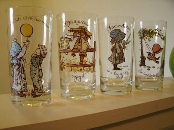 Vintage Holly Hobbie Set of 4 Drinking glasses by Swimmingdeep