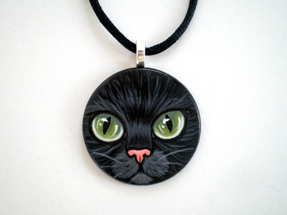 Green Eyed  Black Cat  Necklace -Hand  Paint  Pendant  wooden art jewelry, gift for pet lovers