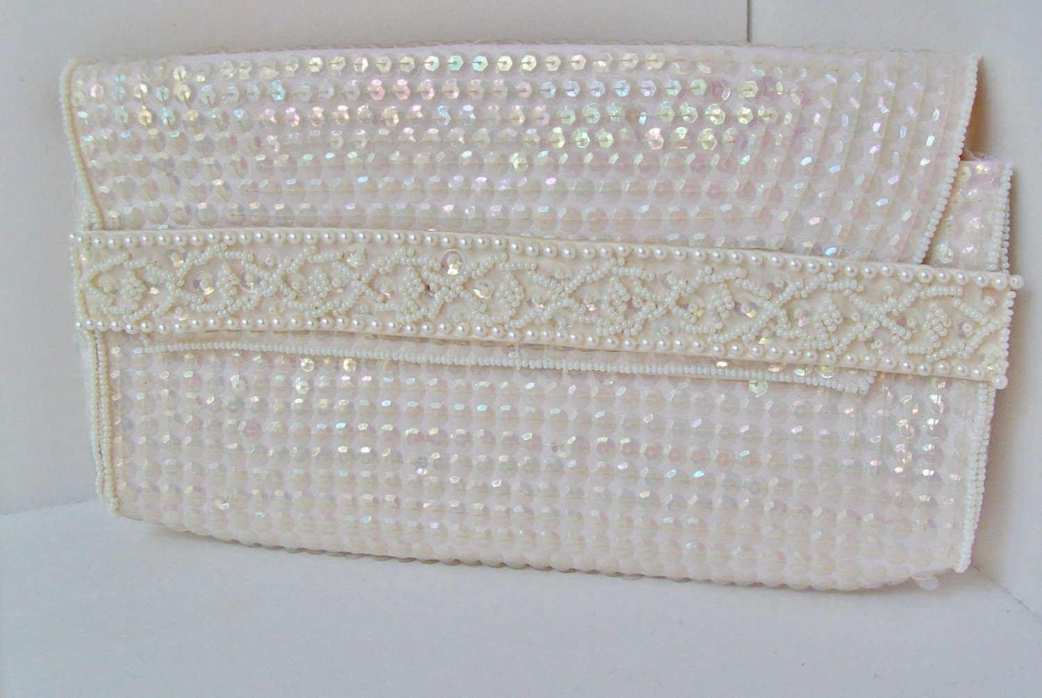 Vintage Iridescent Sequin and Pearl Beaded Clutch Purse