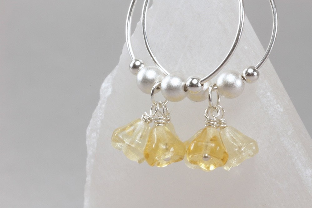 yellow glass bellflower hoop earrings . crocus