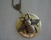 QUEEN BEE - Vintage Inspired Honey Bee Locket Necklace Antiqued Brass Pollen Nectar Hive Honey Sweet Sting Stinger Flower Spring