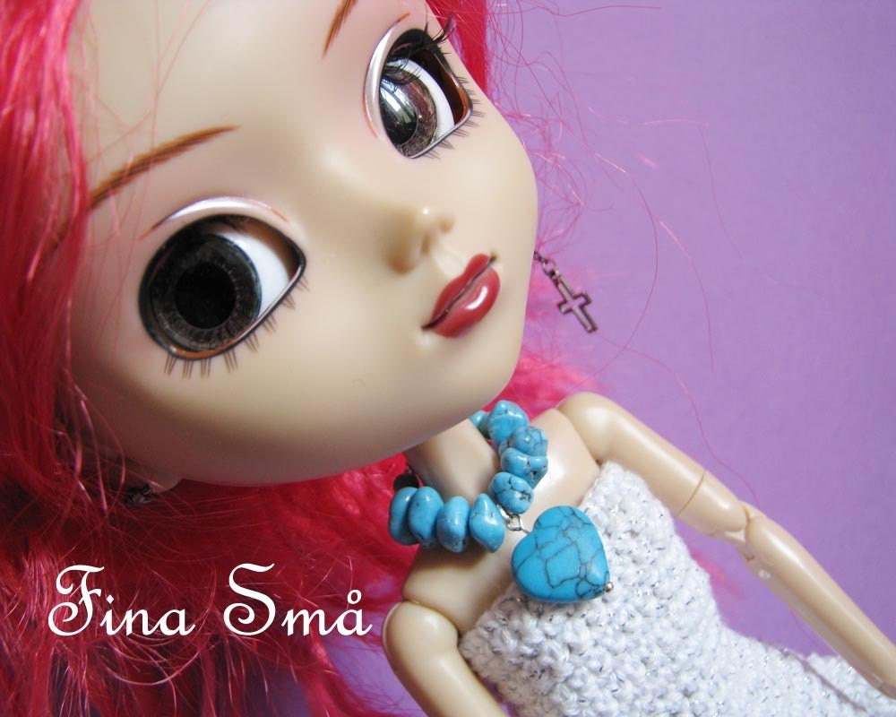 SALE LAST CHANCE Doll Necklace - My Turquoise Heart - suitable for Pullip, Blythe & Dal Dolls.