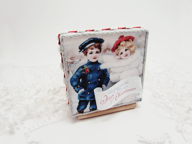 Handmade light box display -The Jolly Couple-
