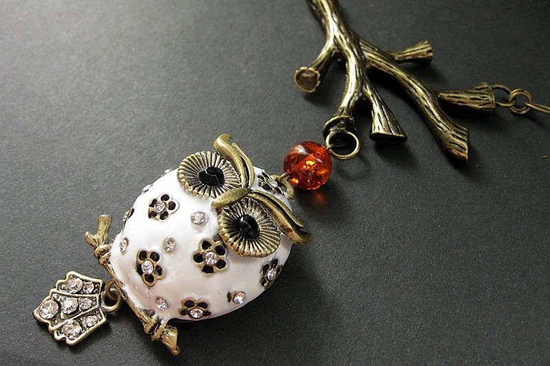 Autumn Owl Necklace. Beaded Amber Necklace with White Owl and Bronze. Handmade Jewelry.