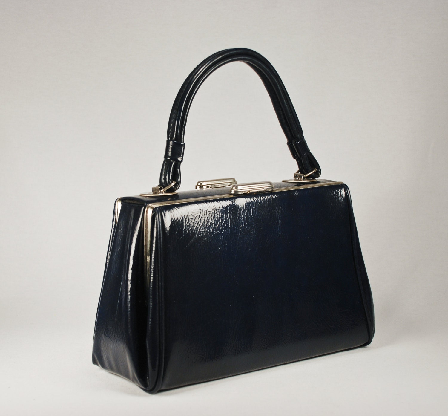 Vintage 60s Navy Mod Vinyl Purse by Dover by FlamingJuneVintage