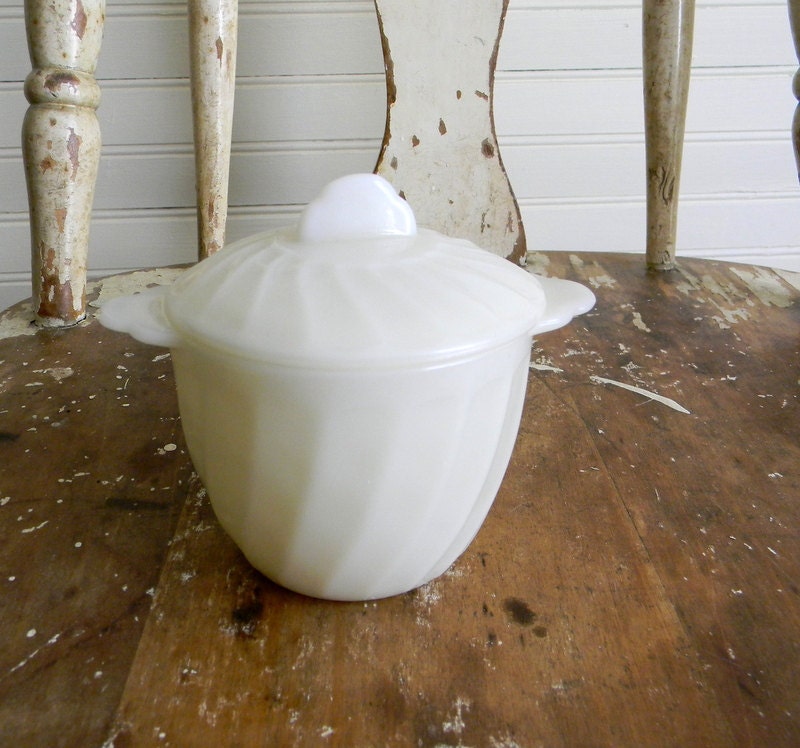 Vintage Sugar Bowl With Lid, Fire King, Jadeite, 1950s